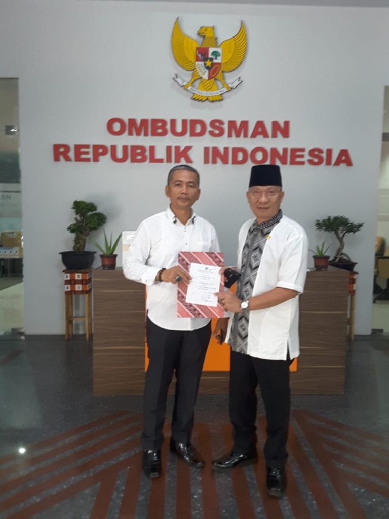 Anggota Dewan Pers Ini Resmi Dilaporkan ke Ombudsman 5