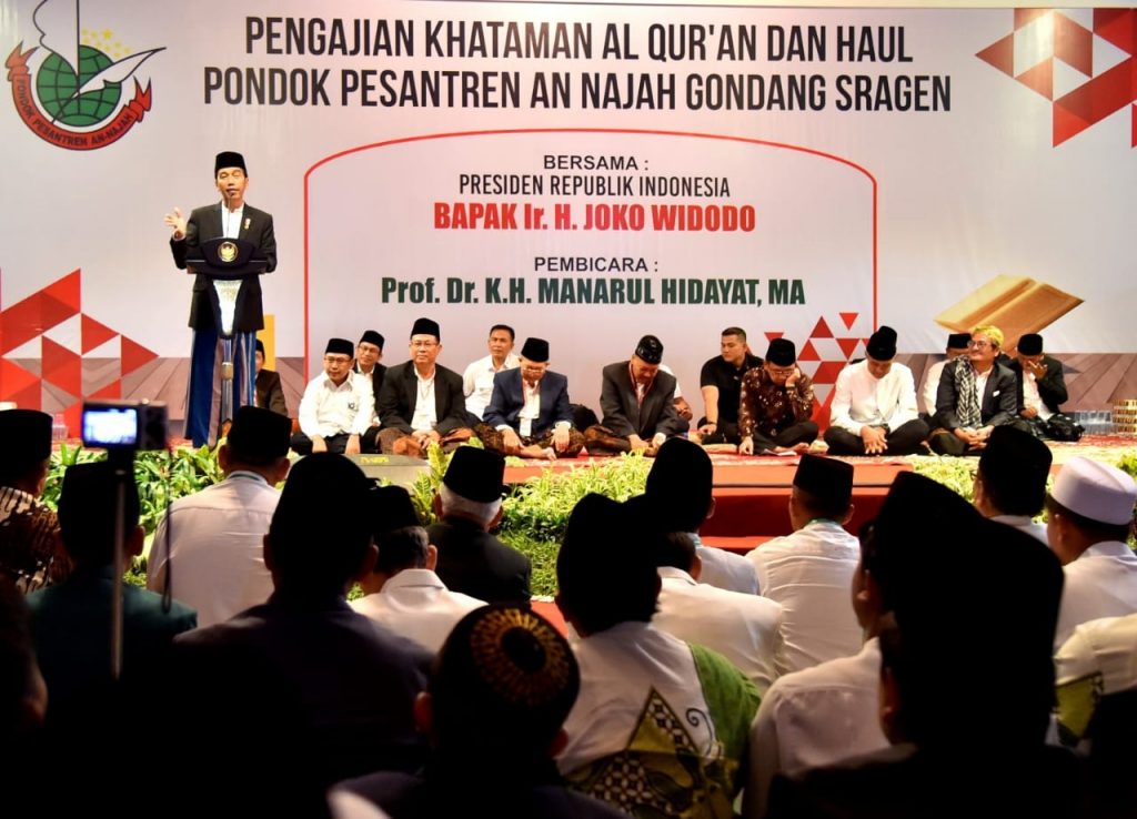 Hadiri Khataman Alquran di Sragen, Presiden Ingatkan Etika Bangsa Indonesia 8