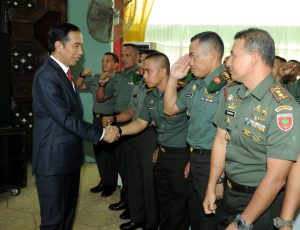 Presiden Minta Babinsa Mahami Masalah Sekitar 2