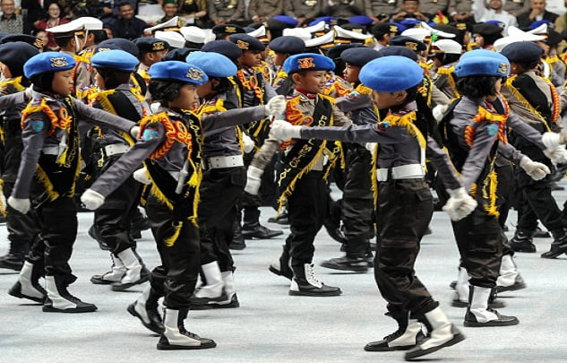 Begini Momen Presiden Terkesan Aksi Polisi Cilik di HUT Bhayangkara 2