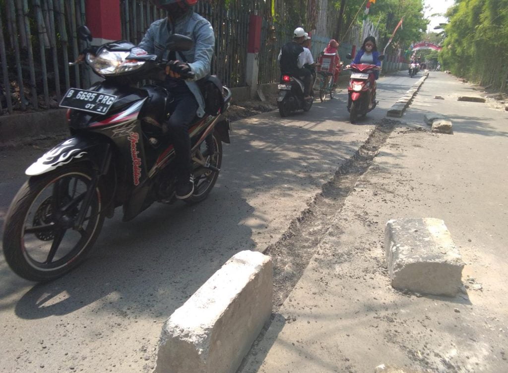 Urai Macet, Jalan Kedongdong Sunter Pasang Kastin 4