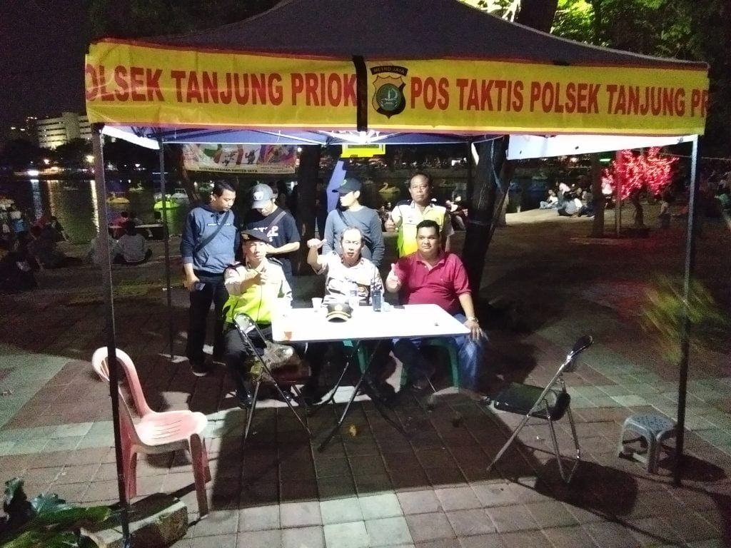 Kapolsek Tanjung Priok Hadir Ditengah Keramaian Danau Sunter, Situasi Kondusif   4