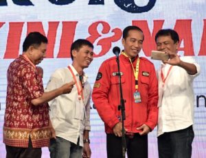 Reuni dengan Alumni UGM, Presiden Jokowi Kenang Warung Legenda 1