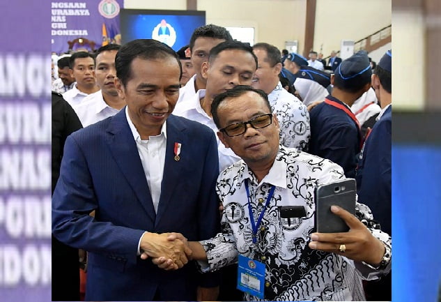 Presiden Tegaskan Tak Ada Penghentian Tunjangan Bagi Guru 2