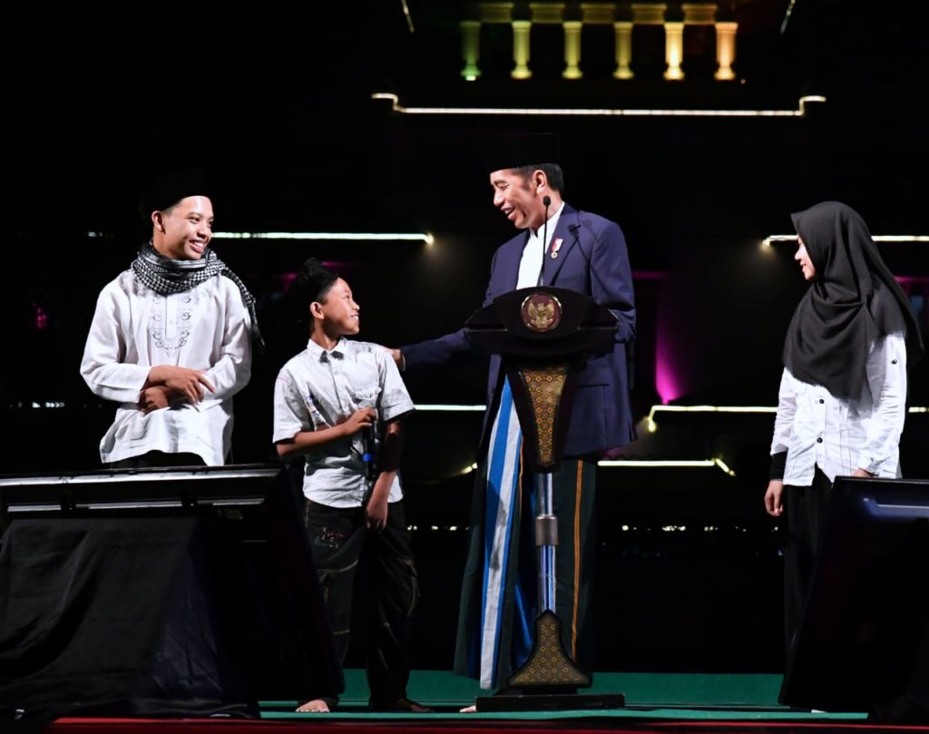 Malam Puncak Hari Santri di Bandung: Presiden Sebut Kontribusi Santri Dimasa Perjuangan Kemerdekaan  4