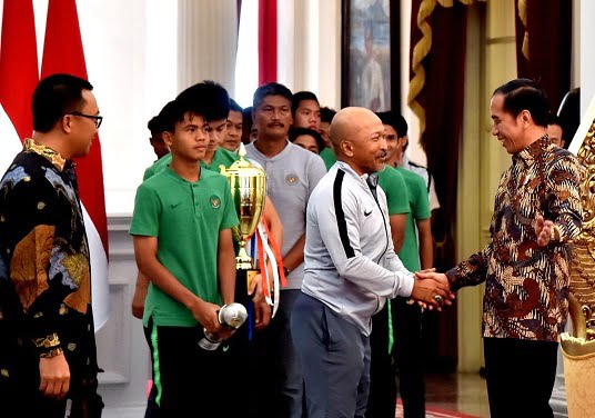 Timnas U-16 ke Istana, Presiden: Saya Senang, Perlu Kerja Keras Lagi 4