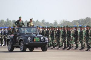 Putra Asli Papua Sukses Menjadi Komandan Upacara HUT TNI ke 73 1