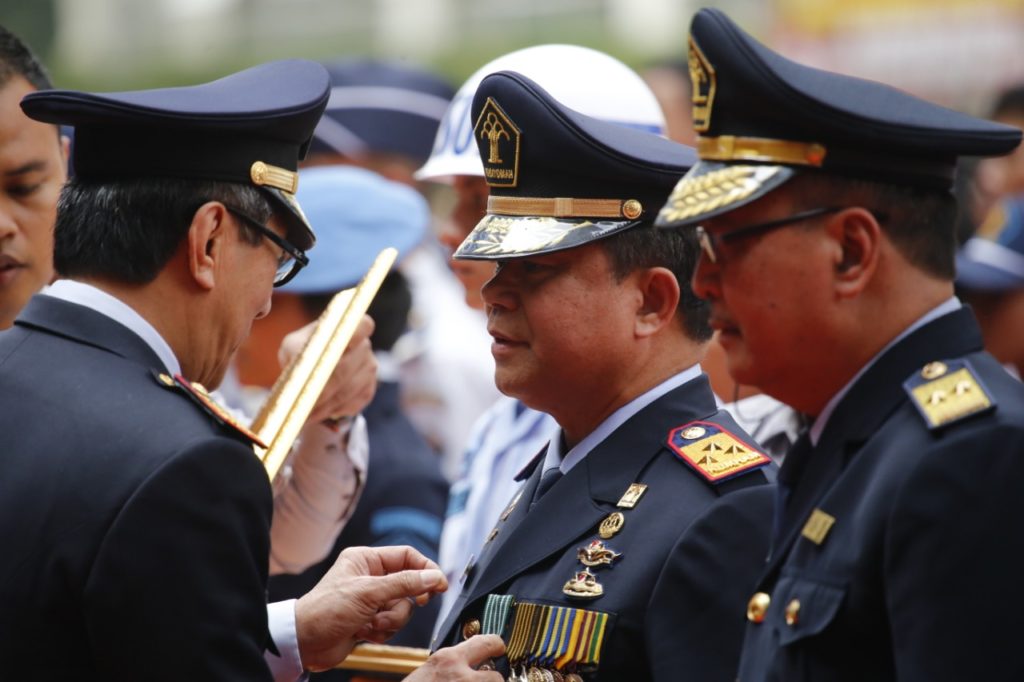 Ronny Sompie Dianugrahi Satyalencana Wira Karya oleh Presiden, Ketum PPWI: "Selamat Pak Dirjen!" 3