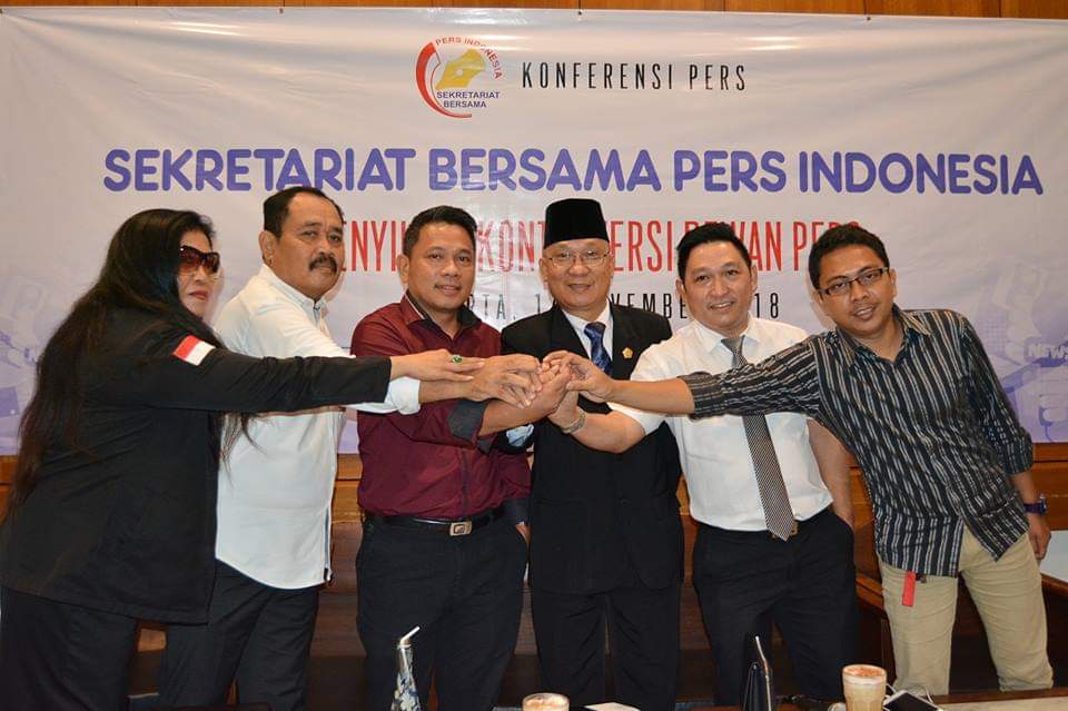 Dolfie Rompas: Kejanggalan Eksistensi dan Keabsahan Anggota Dewan Pers 2