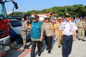 Antisipasi Musim Banjir, Walikota Jakut Cek Kesiapan Sarana dan Petugas  1