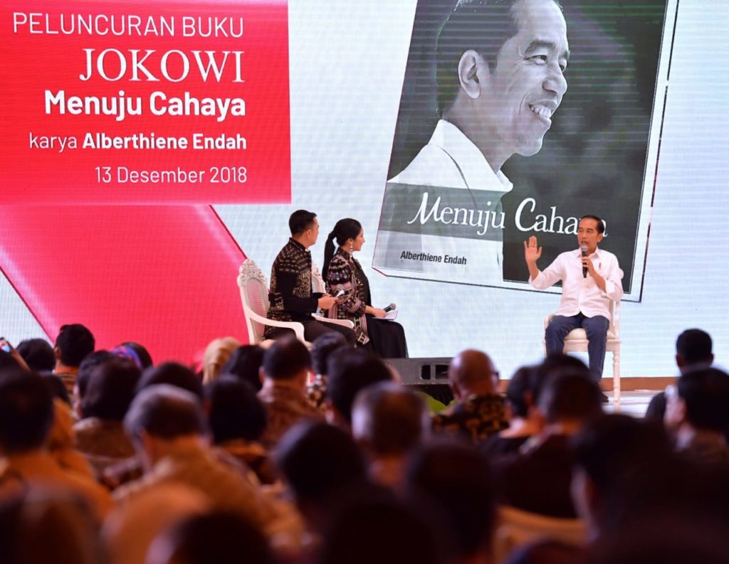 Hadiri Peluncuran Buku, Presiden Jokowi: Proses Pembangunan Perlu Perjuangan 3