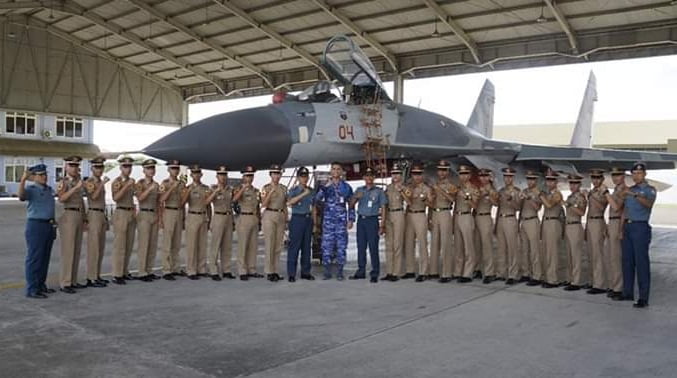 Taruna AAL Angkatan 66 Kunjungi Pesawat Tempur dan Pengintai 5