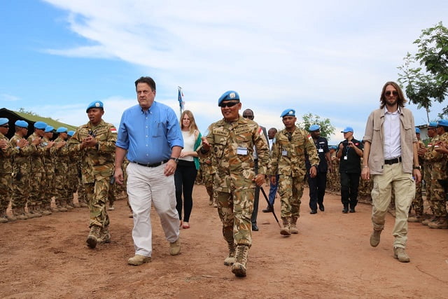 Dansatgas TNI Konga Terima Kunjungan Perwakilan Khusus Sekjen PBB 3