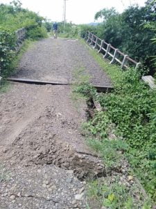 Begini Parahnya Infrastruktur Jalan Penghubung di Jabar 3