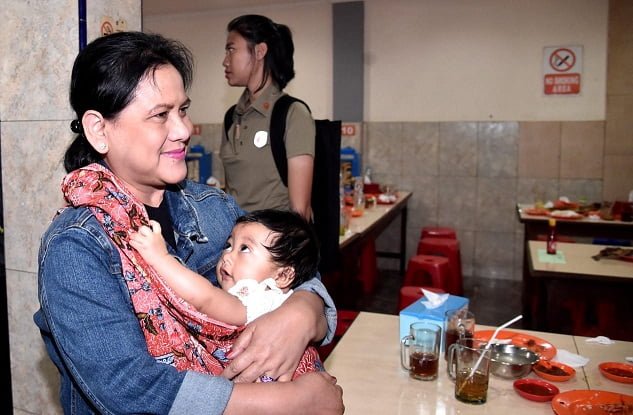 Presiden Bersama Keluarga Mampir di RM Kelapa Gading 2