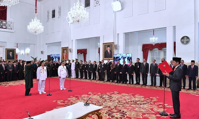 Presiden Lantik Gubernur dan Wagub Riau 5