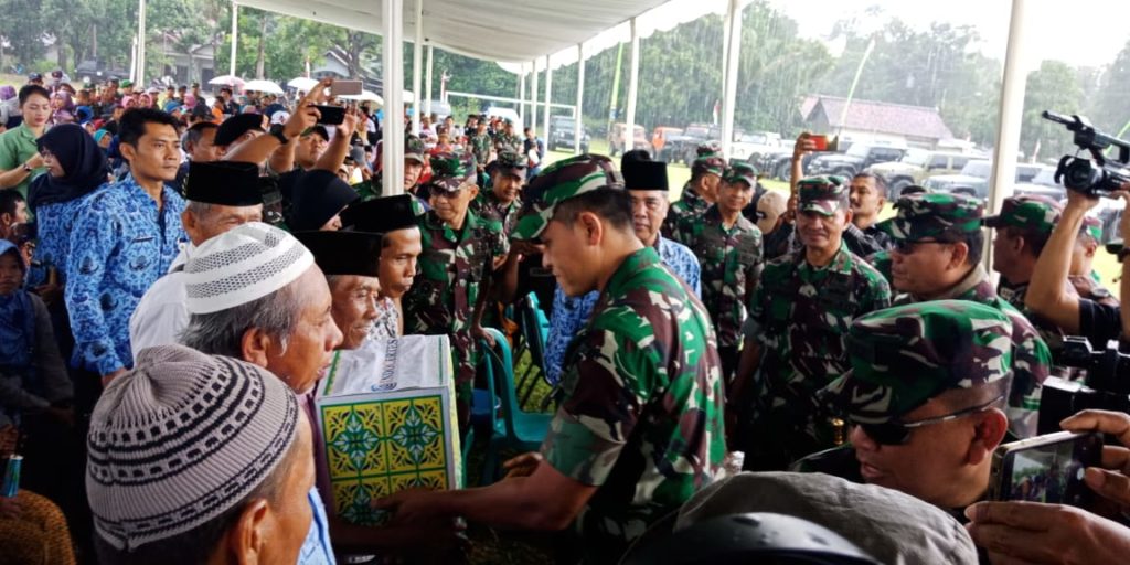 Kunjungan Komandan Kodiklat TNI AD di Kebumen: Ini Murni Sosial yang Bermanfaat 3