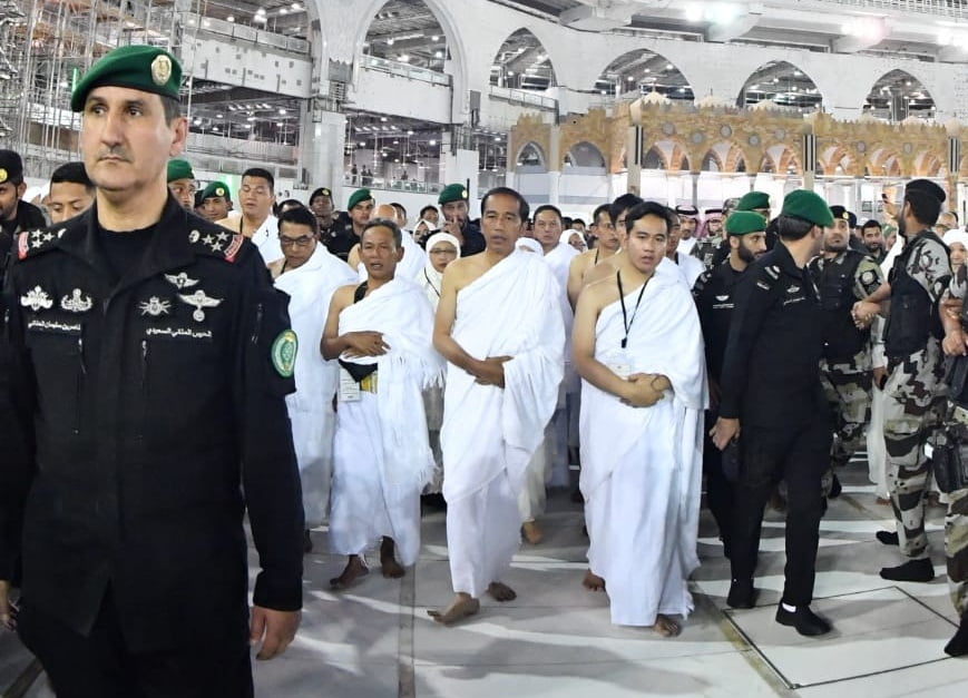 Presiden Jokowi dan Keluarga Tunaikan Ibadah Umroh 4