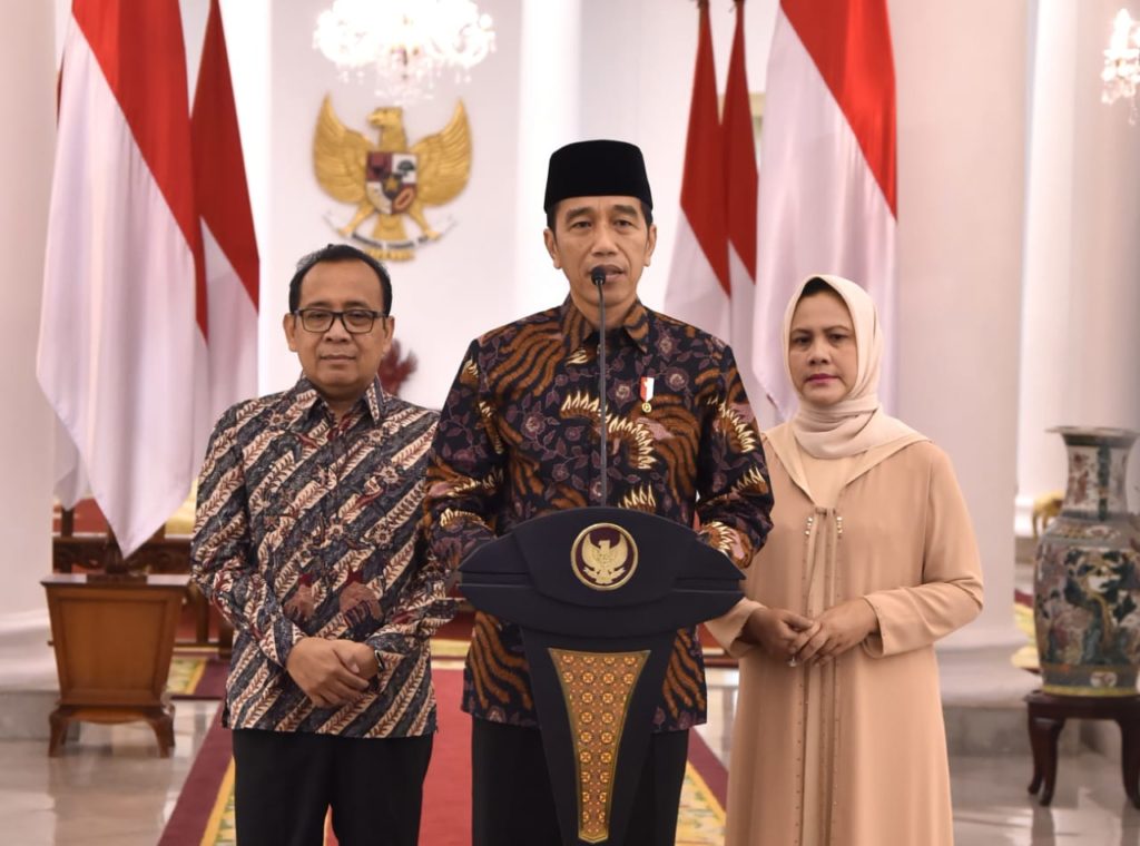 Presiden Jokowi Ajak Rakyat Indonesia Doakan Almarhumah Ibu Ani Yudhoyono 3