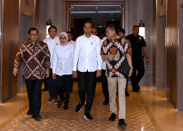 Datangi Kantor Pusat PLN, Presiden Jokowi: Jangan Sampai Terjadi Lagi! 3