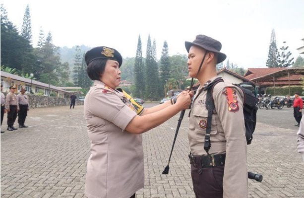 Kapolres Cianjur Buka Tradisi Bintara Remaja 1
