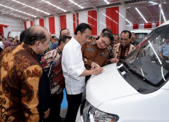 Resmikan Pabrik Esemka, Jokowi: Saya Mendukung Pengembangan Industri Otomotif Nasional 1