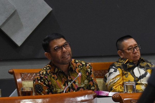 DPR RI Komisi III : Tutup Pintu Peredaran Barang Haram 1 DPR RI Komisi III : Tutup Pintu Peredaran Barang Haram 1