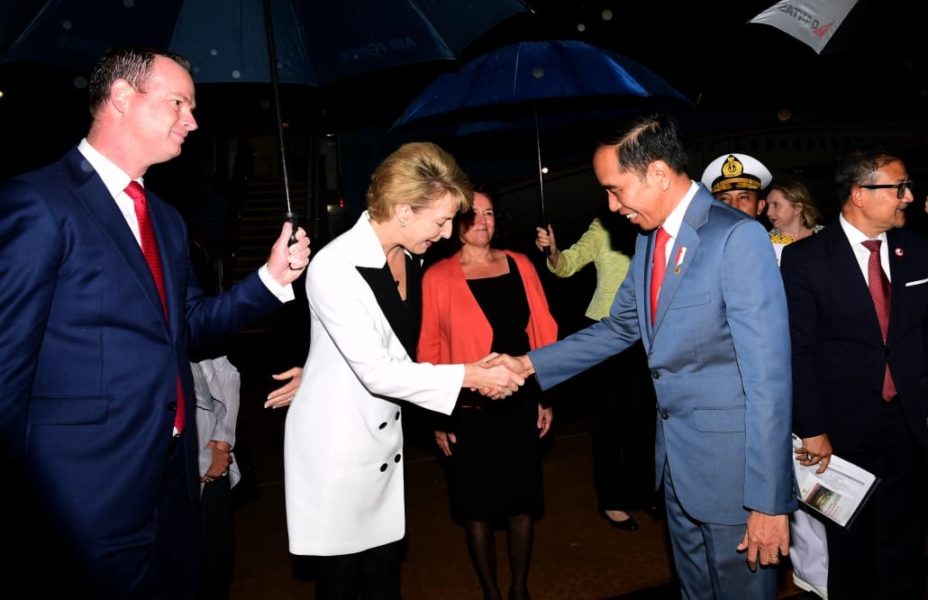Presiden Jokowi Tiba di Canberra - Australia 4