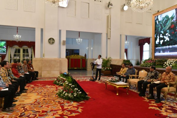 Presiden : Tantangan Ekonomi Saat Ini Tidak Mudah, Jangan Bekerja Rutinitas 20