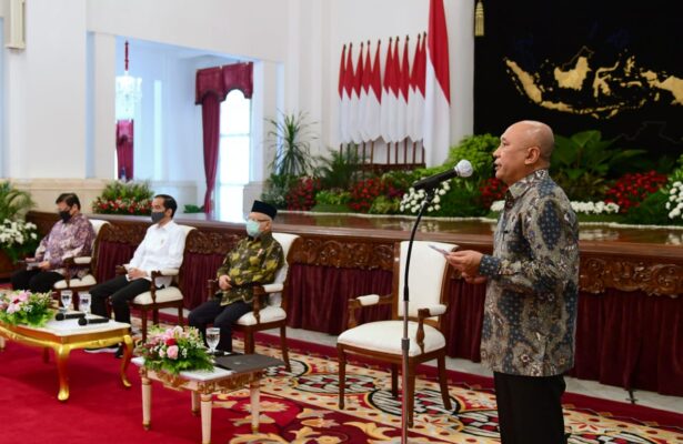 Presiden : Secepatnya Berikan Bantuan bagi Koperasi dan UMKM 2