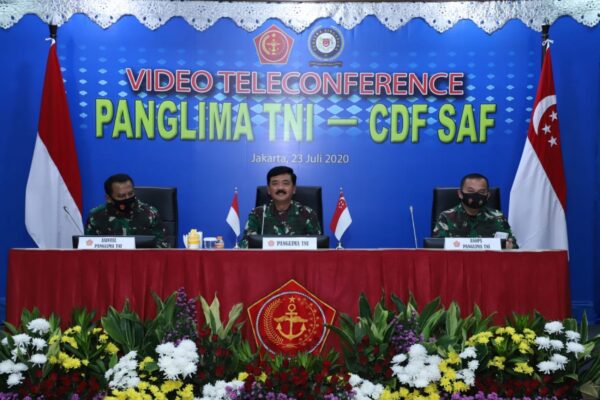 Panglima TNI dan Pangab Singapura Bahas Latihan dan Kerja Sama Militer 19
