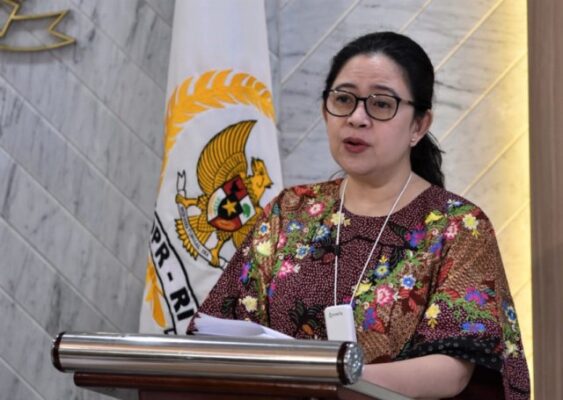 Puan Maharani Lantik Pengurus Kaukus Perempuan Parlemen Indonesia 1