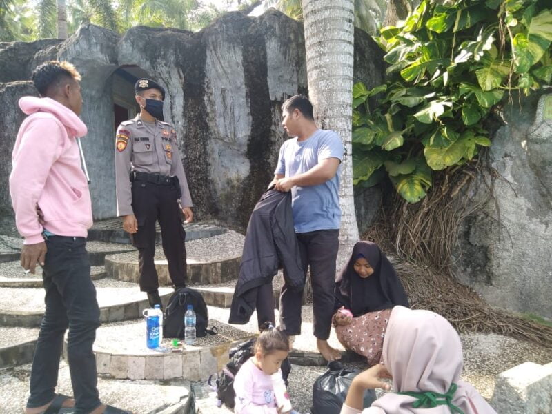 Polres Natuna Laksanakan Pam Objek Wisata dengan Perhatikan Protokol Kesehatan 5