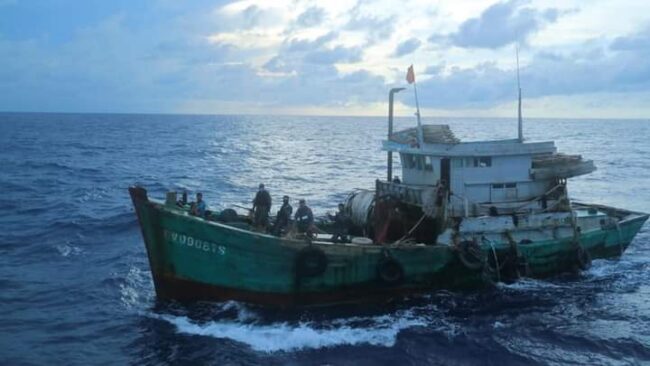 TNI AL Kembali Tangkap Dua Kapal Ikan Asing Vietnam di Laut Natuna Utara 2