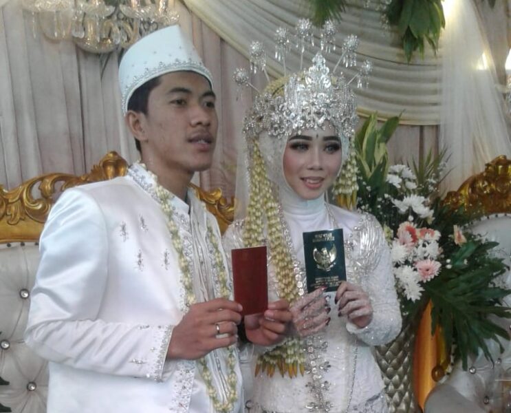 Hari Bahagia, Dimas & Amalia 3