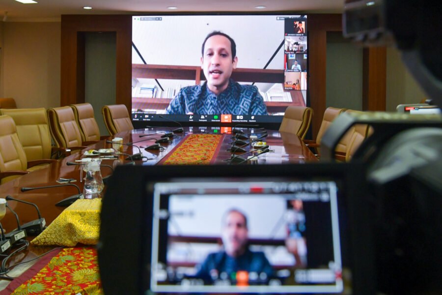 Mendikbud Sosialisasikan Satu Juta Guru Honorer Untuk Menjadi PPPK 4