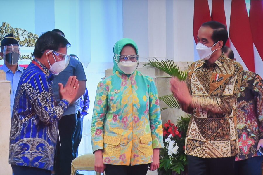 Presiden Jokowi: Pengendalian Laju Penyebaran Virus Jadi Prioritas Utama 5