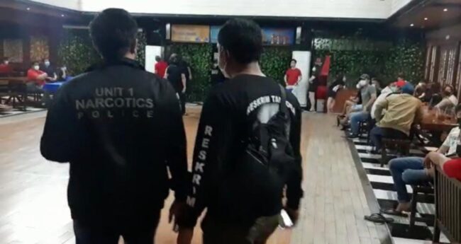 Operasi PPKM Tempat Hiburan Malam, Karaoke Kutabek Di Segel Langgar Ketentuan Jam Buka 2