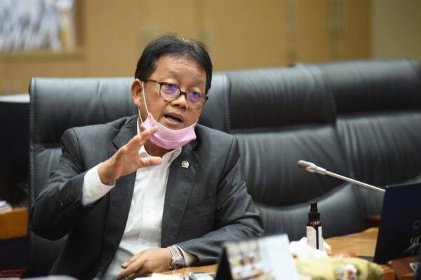 Komisi VII Dorong ITI Bermitra dengan Industri Nasional 1