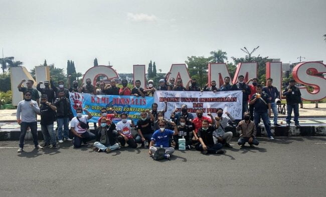 Forum Jurnalis Ciamis Melawan: STOP !!! KEKERASAN TERHADAP JURNALIS 1