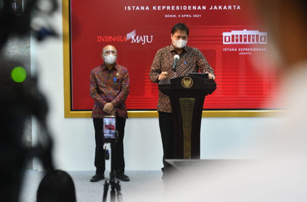 Airlangga : Pemerintah Naikkan Plafon KUR Tanpa Jaminan Rp100 Juta 1