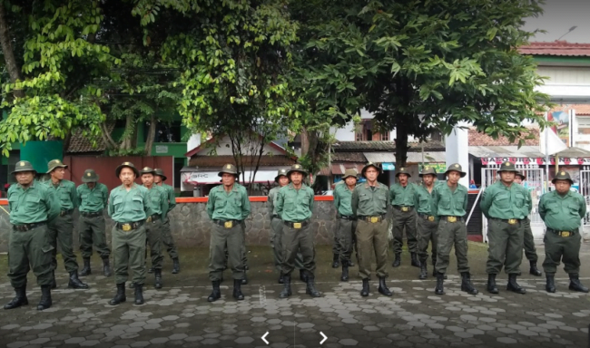 LSM Desak KPH Kuningan Tangkap Pelaku Illegal Logging Hutan Gunung Bayu 17