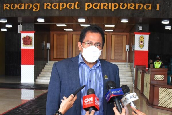 Sekjen DPR Pastikan Sidang Tahunan MPR-DPR-DPD Digelar dengan Prokes Ketat 13