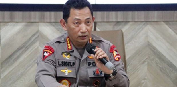 Polri Kerahkan 945 Personel Brimob dari Polda Jatim, Jateng, Jabar dan Bali Bantu Korban Semeru 113