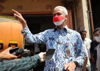 Ada 22 Aduan THR di Jateng, Ganjar Minta Pembayarannya Tak Dicicil 1