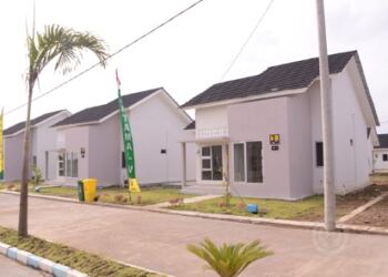 Pemerintah Serahkan 53 Unit Rumah untuk Keluarga Korban KRI Nanggala-402 1