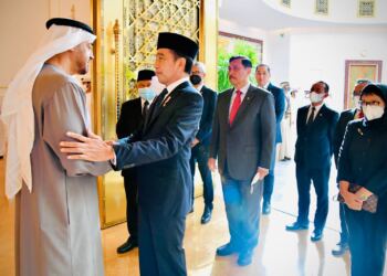 Singgah di Abu Dhabi, Presiden Jokowi Sampaikan Dukacita atas Wafatnya Sheikh Khalifa 16