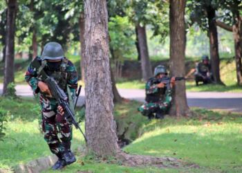 Tingkatkan Kemampuan, Prajurit Yonif 3 Marinir Berlatih Patroli Penyelidik 1