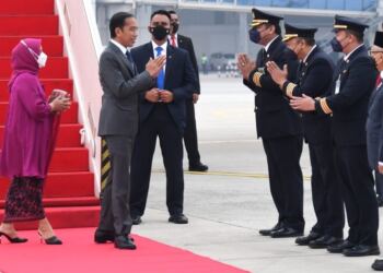 Presiden Jokowi dan Ibu Iriana Tiba di Tanah Air Usai Lawatan ke Empat Negara 1