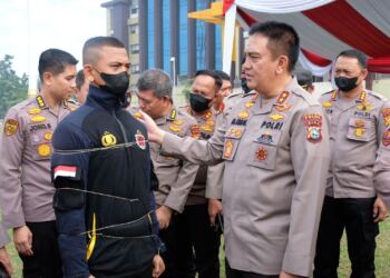 Mabes Polri Distribusikan Perlengkapan Pendukung Kepolisian ke Polda Riau 1